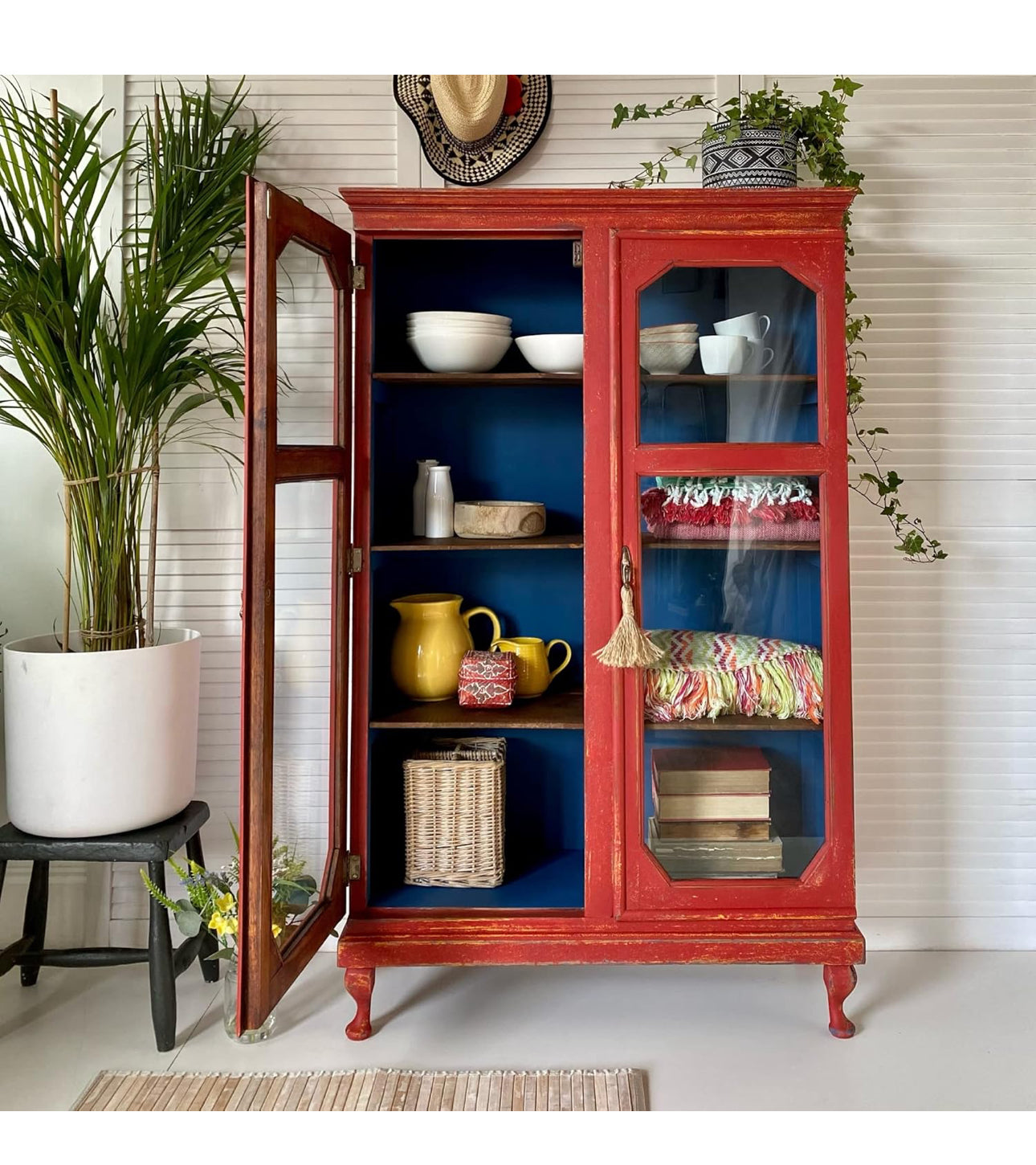 Dixie Belle Mineral Chalk Paint, Barn Red