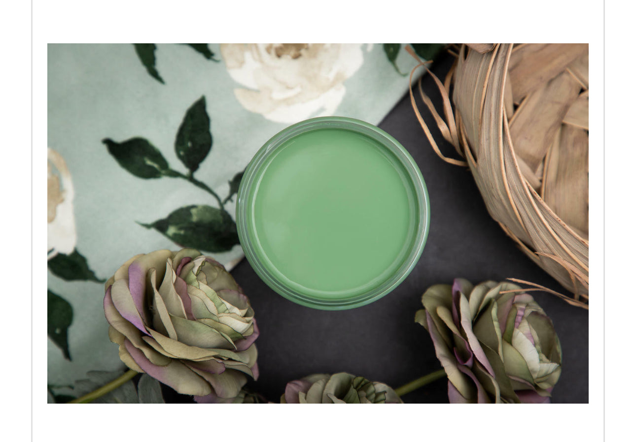Dixie Belle Mineral Chalk Paint, Kudzu