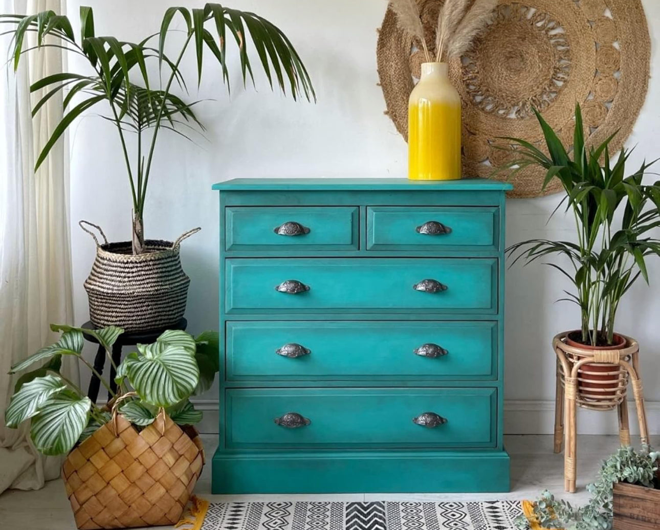Dixie Belle Mineral Chalk Paint, Mermaid Tail