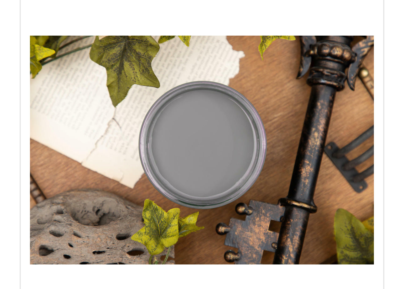 Dixie Belle Mineral Chalk Paint, Hurricane Gray